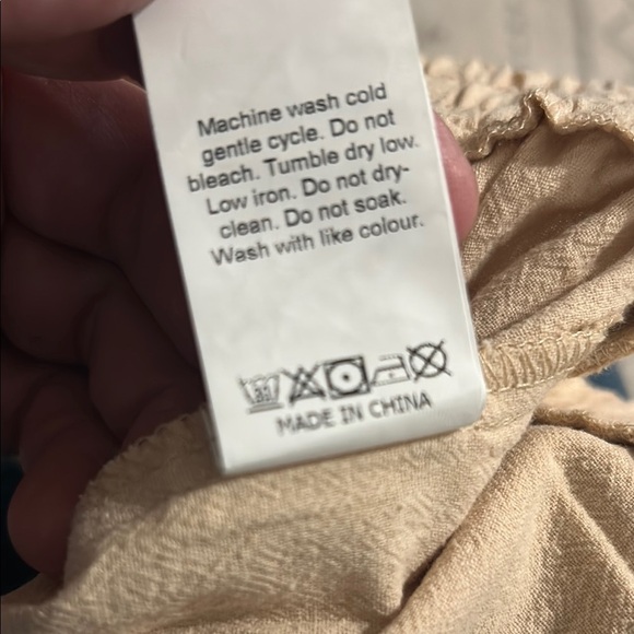 Women’s Linen Beige Pants - Picture 6 of 6